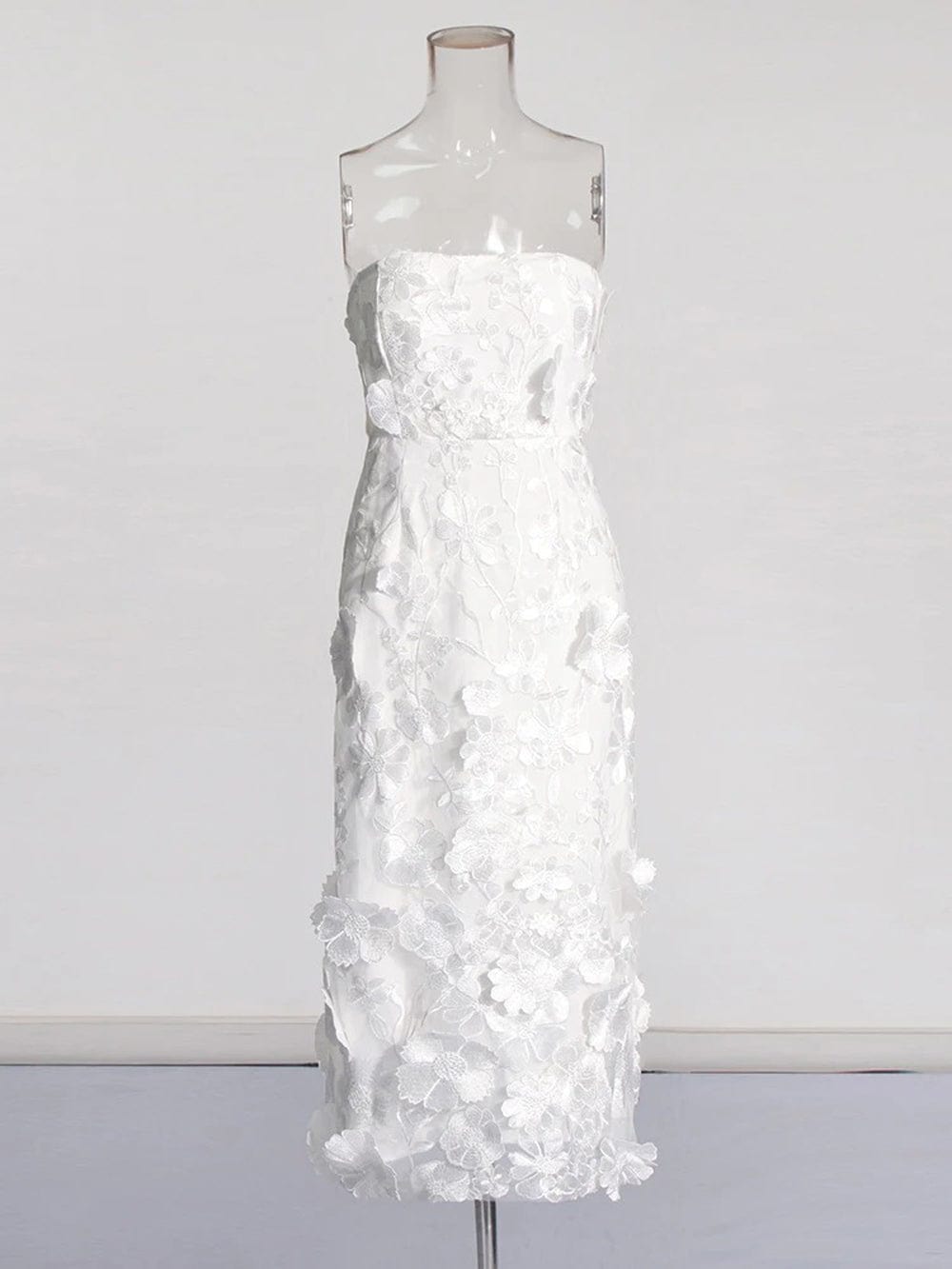 Calysta Appliques Sleeveless Midi Dress - Fashion Pov