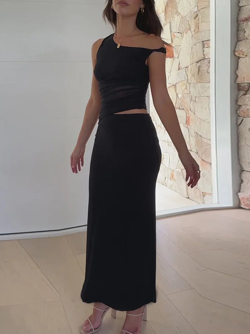 Lila Sleeveless Maxi Dress - Fashion Pov