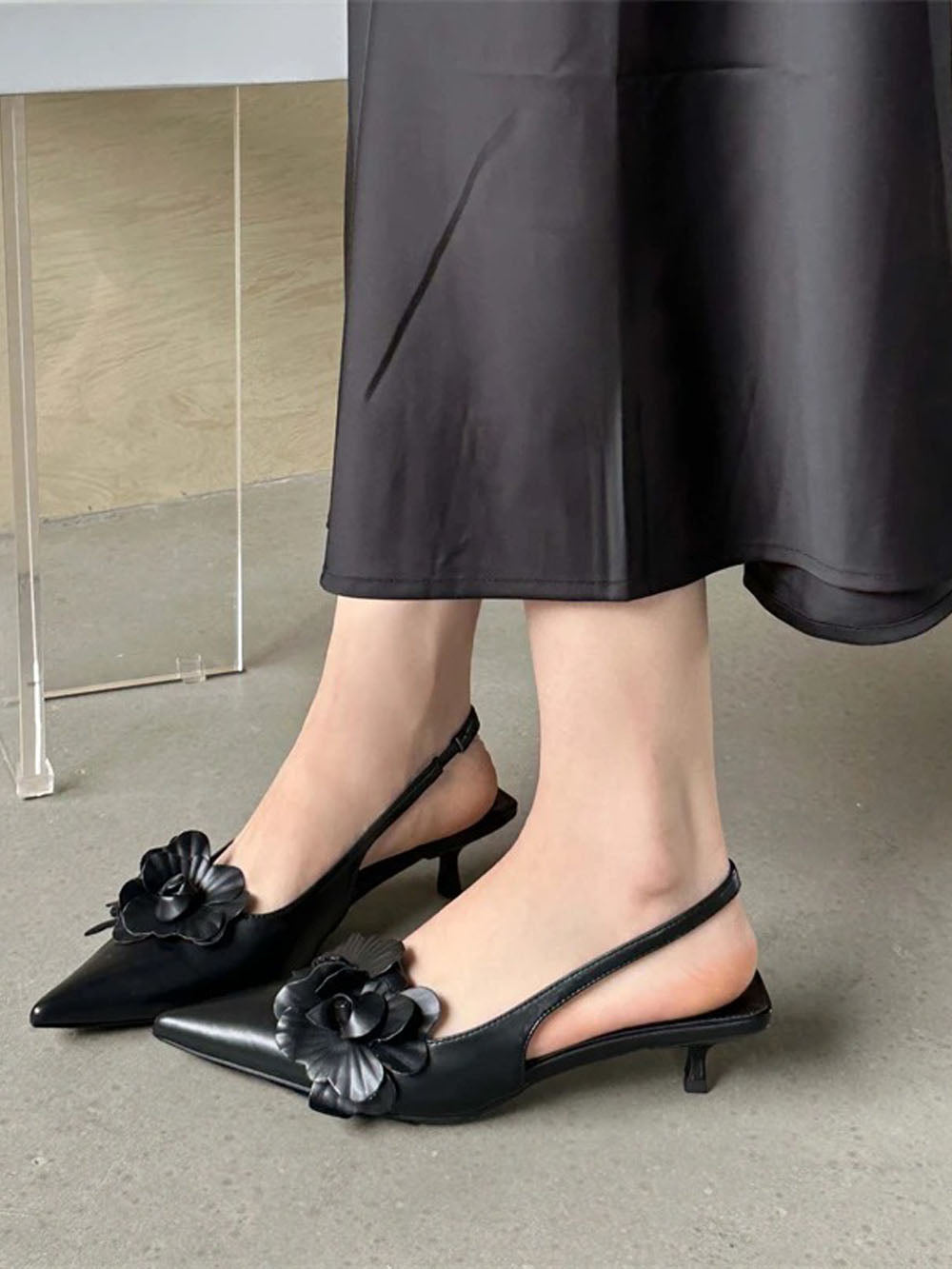 Wren Toe Thin Low Heel - Fashion Pov